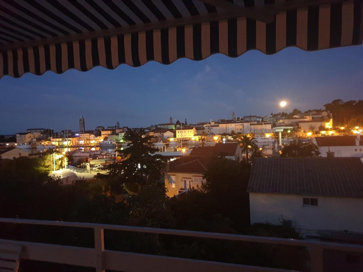Apartments Toni Banjol المظهر الخارجي الصورة