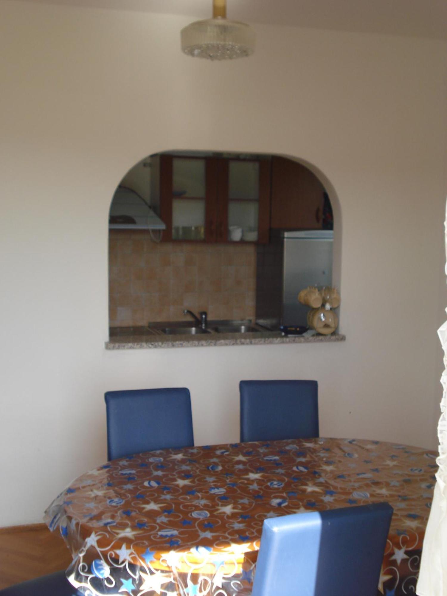 Apartments Toni Banjol الغرفة الصورة