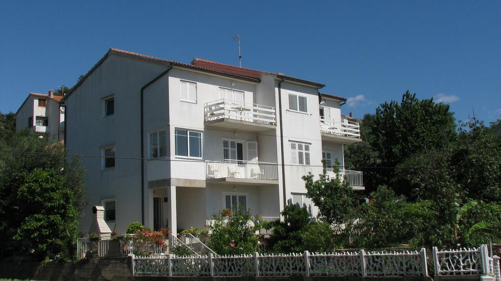 Apartments Toni Banjol المظهر الخارجي الصورة